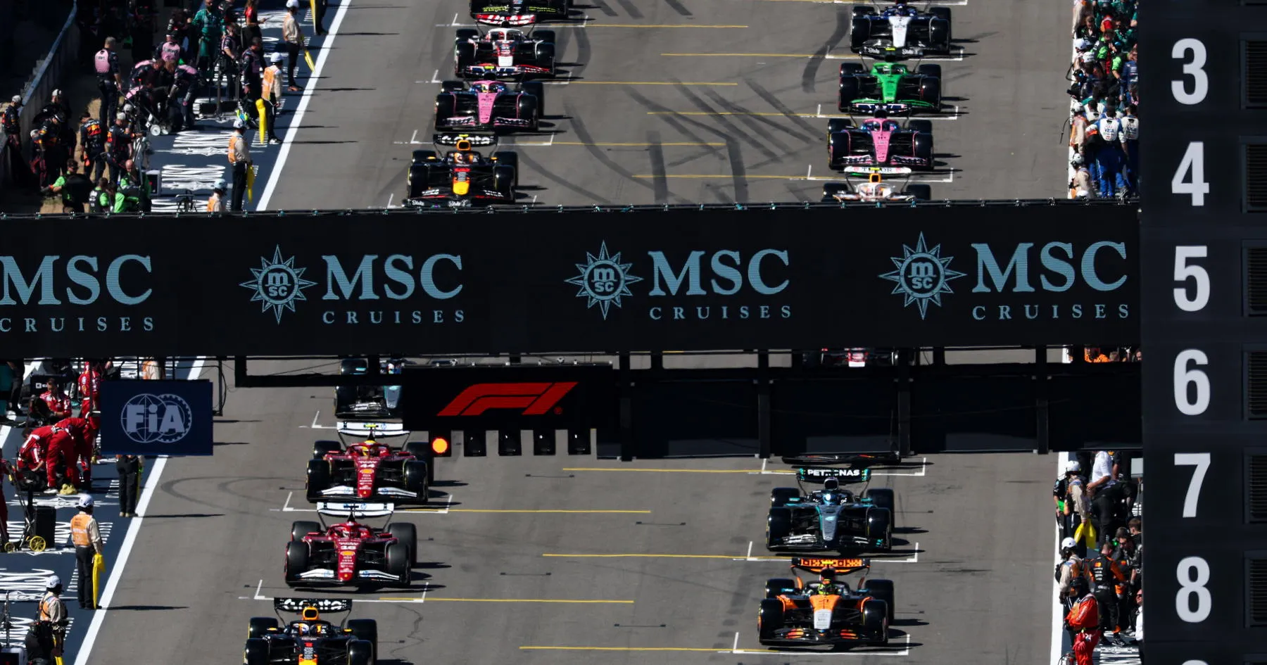 Beberapa Pembalap F1 Dikenai Penalti Grid di GP Amerika - sumber: (racingnews365)