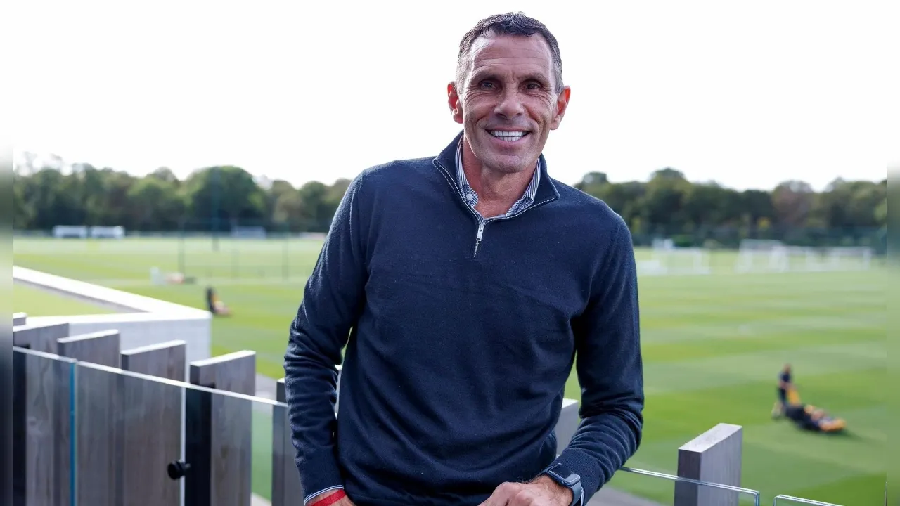 Ingin Menang, Poyet Sarankan Tottenham Bermain Agresif vs Chelsea