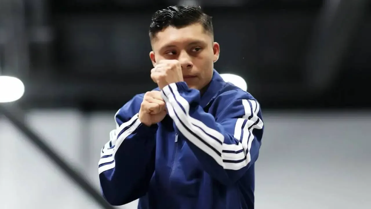 Isaac Cruz Bidik Pemenang Pertarungan Dalton Smith Vs Alberto Puello