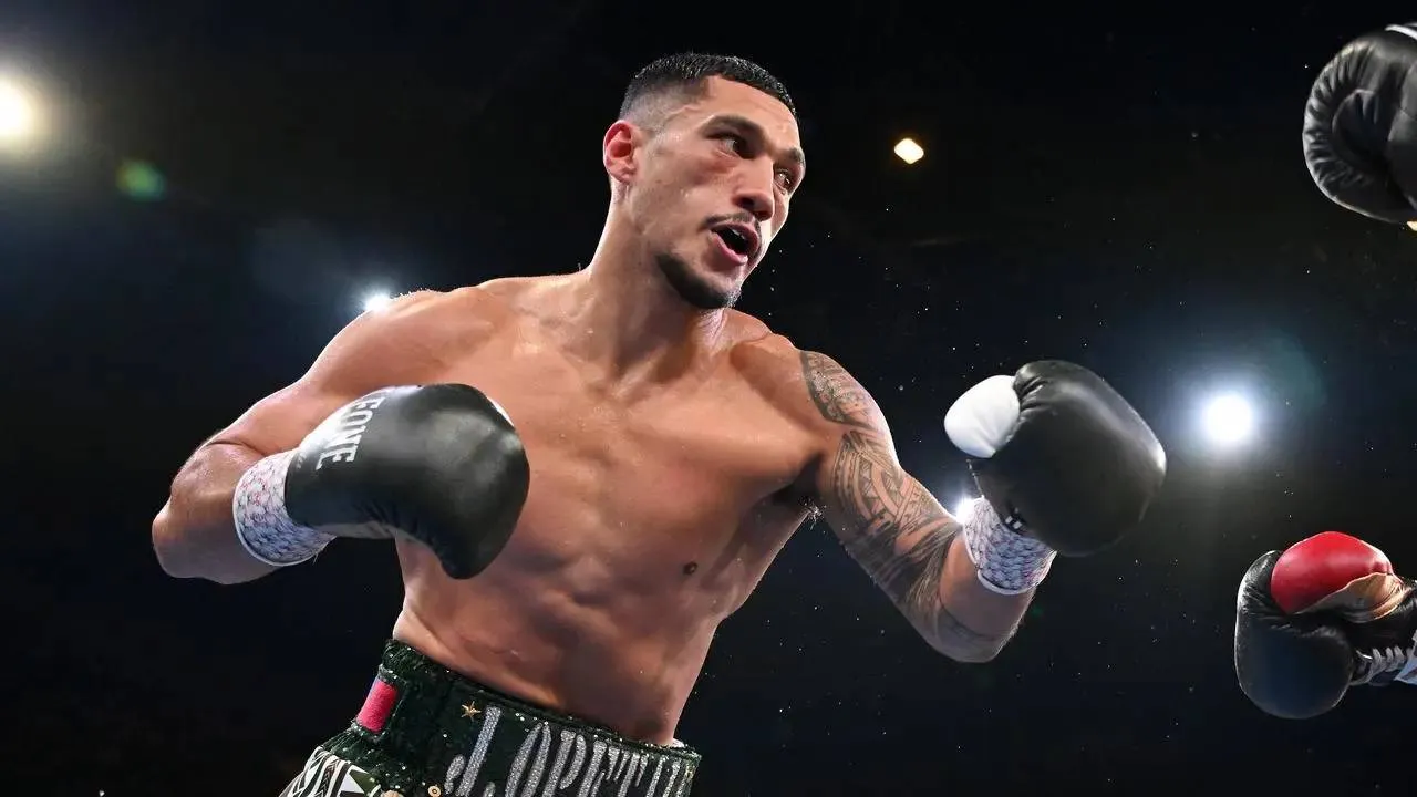 Meski belum ada kepastian mengenai lawannya, Jai Opetaia telah memulai kamp latihan pekan ini di markasnya di Gold Coast, Australia. (Foto: Fight TV)