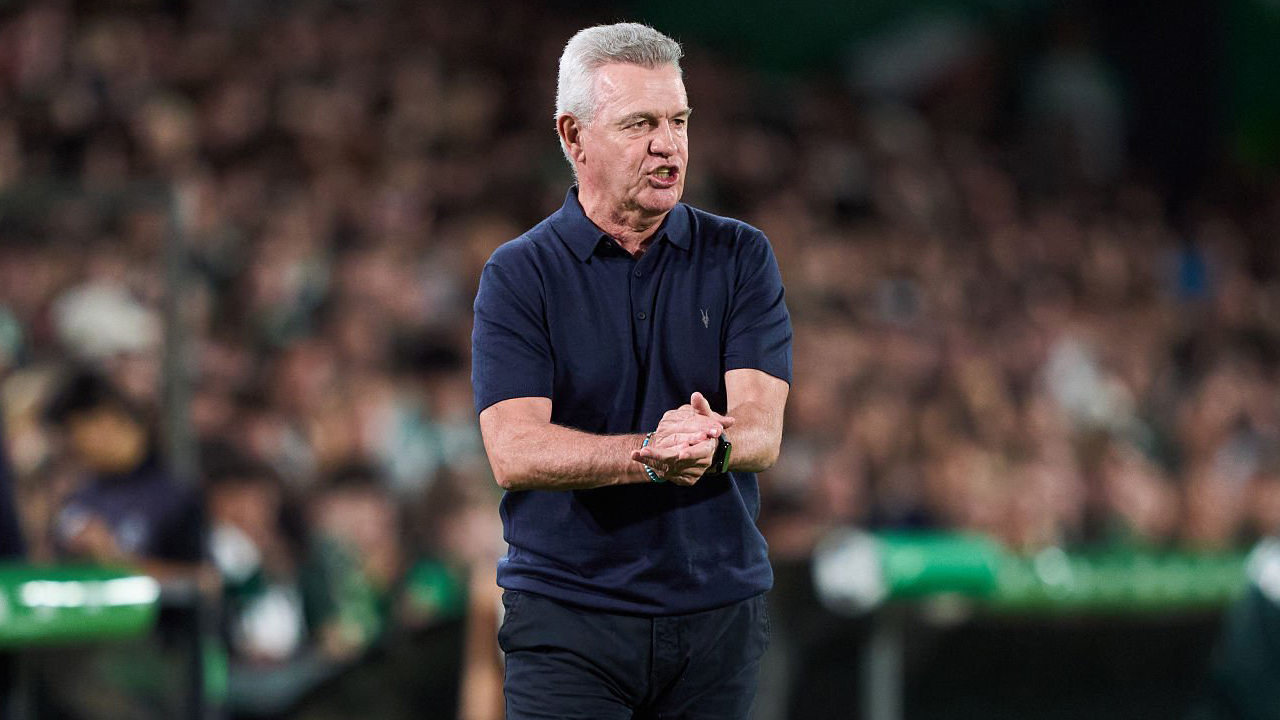 Javier Aguirre Pahami Kekhawatiran Suporter di Tengah Masa Sulit Valencia