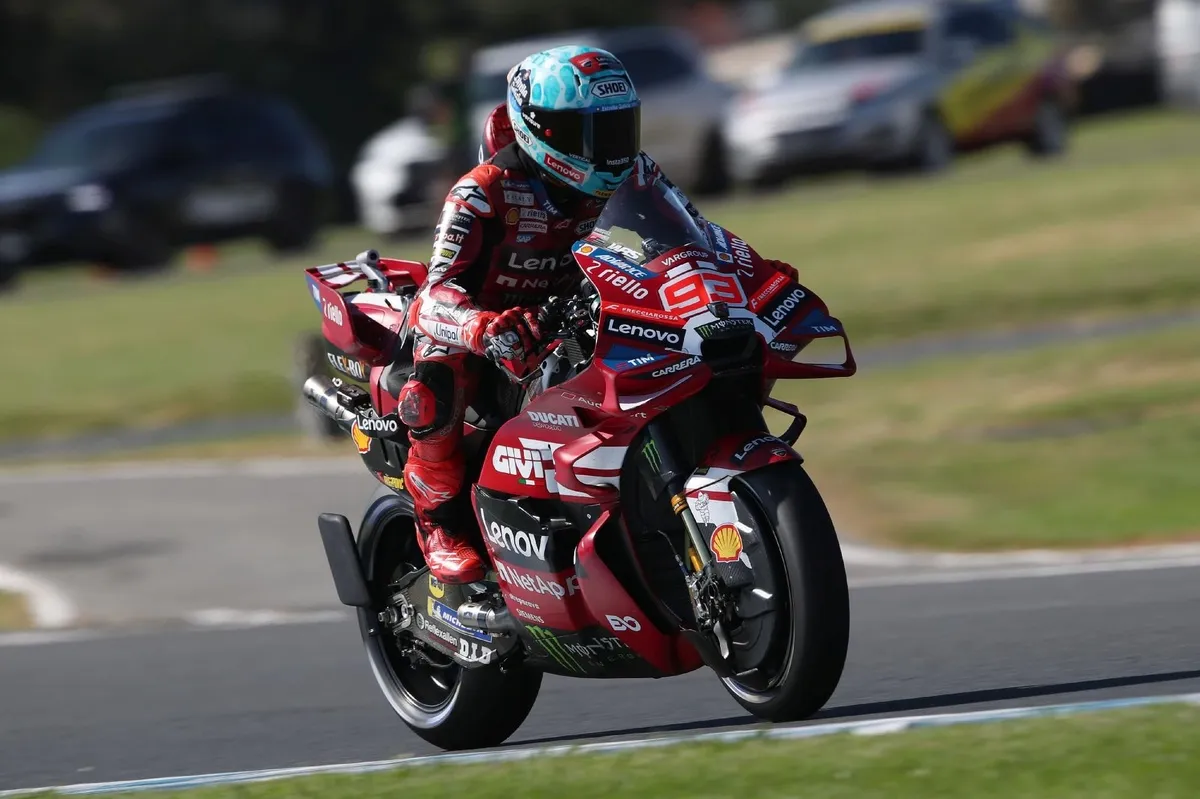 Marquez Raih Pole di Phillip Island Meski Alami Kecelakaan - sumber: (motorsport)