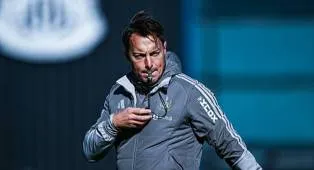 Matthias Jaissle Minta Skuad Newcastle United Jawab Kekecewaan Suporter