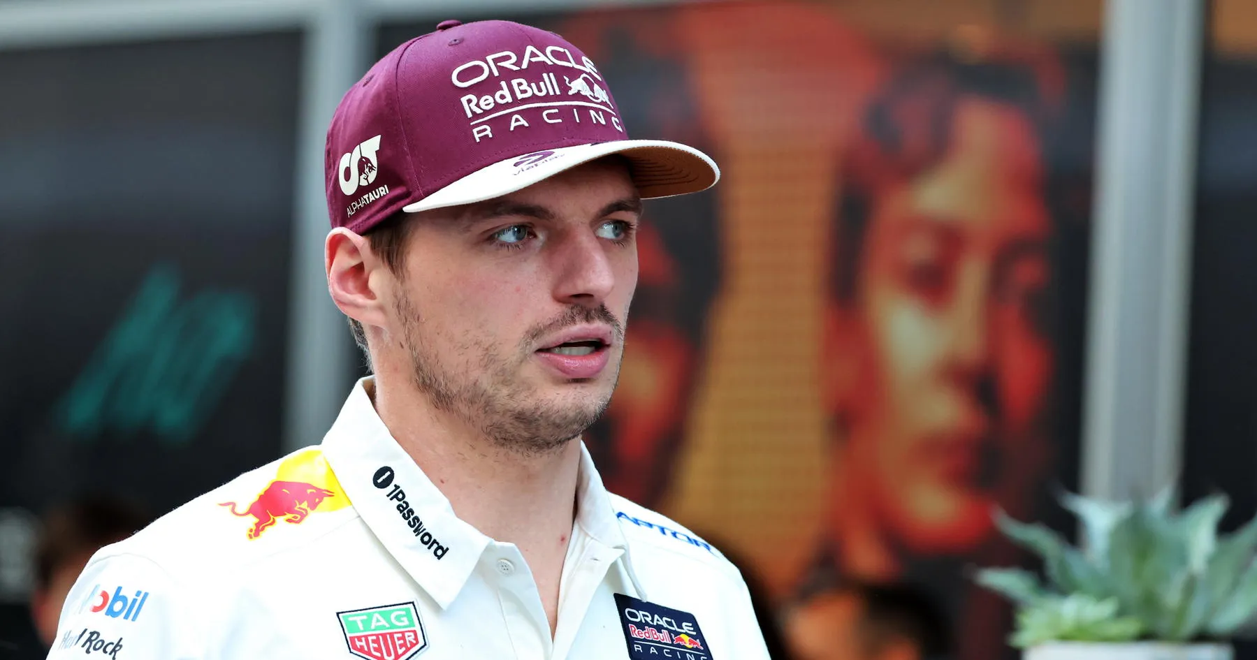 Max Verstappen Tanggapi Santai Buku Christian Horner - sumber: (racingnews365)