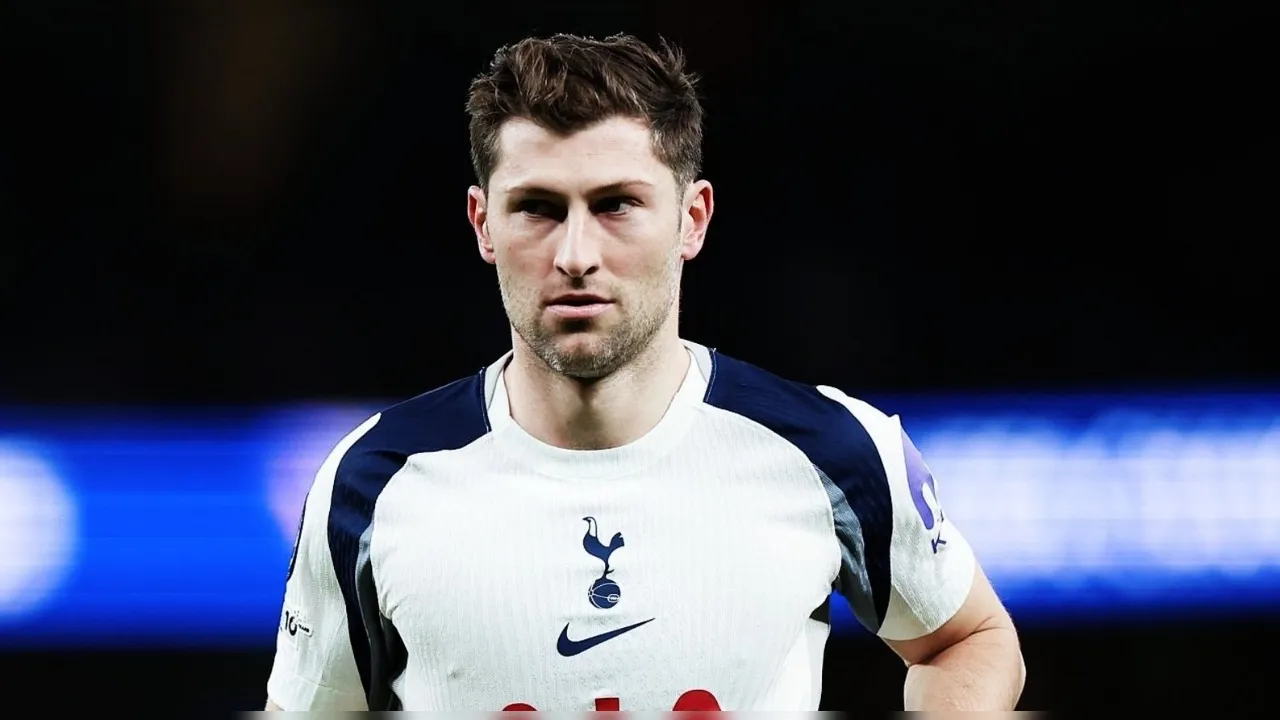 Tottenham Siapkan Perpanjangan Kontrak Untuk Defender Veteran