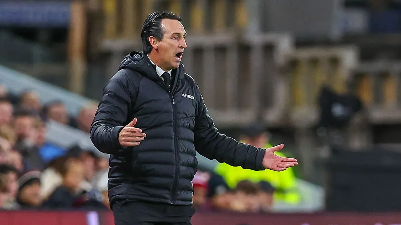 Unai Emery Ungkap PR Aston Villa Agar Bisa Menandingi Manchester City