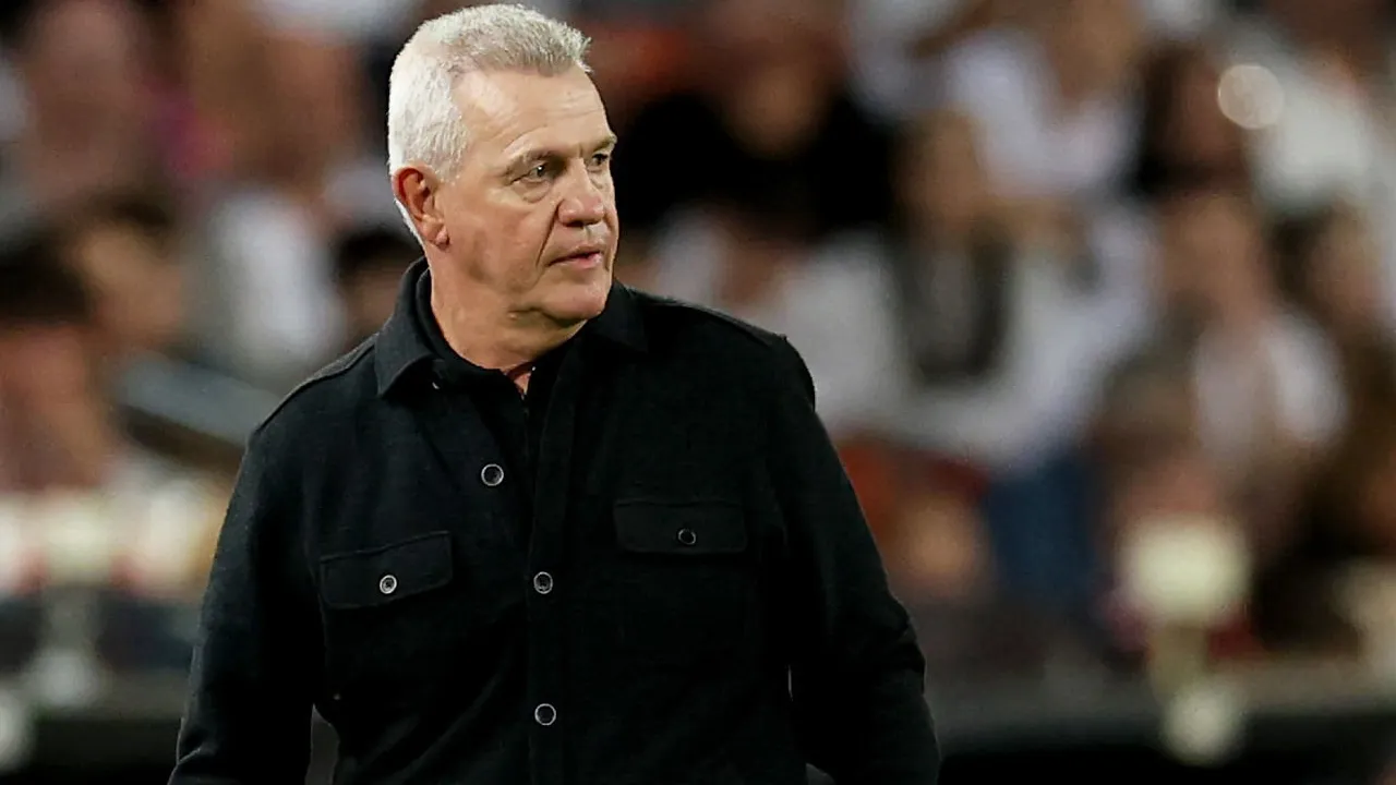 Valencia Butuh Poin, Javier Aguirre Pertimbangkan Potensi Pemain Muda