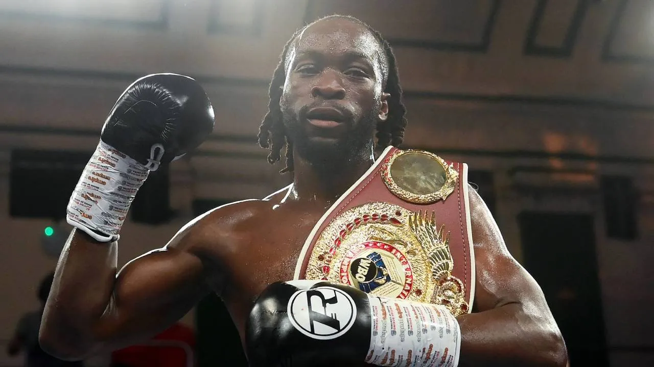 Denzel Bentley dijadwalkan menjalani debut bersama Zuffa Boxing pada 7 November di Copper Box Arena, Queen Elizabeth Olympic Park, Inggris. (Foto: Fight TV)
