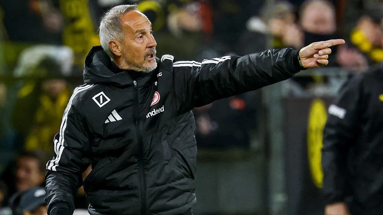 Adi Hutter Kecewa Frankfurt Kalah, Tapi Puas dengan Perkembangan Tim
