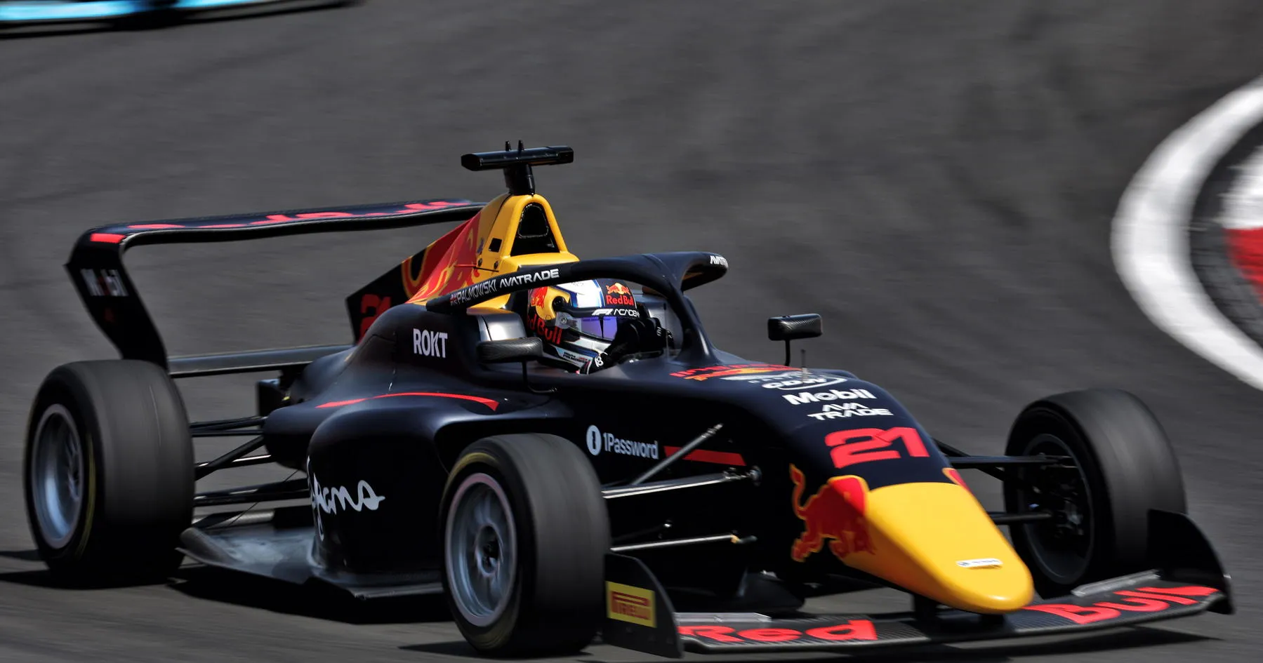 Alisha Palmowski Raih Gelar Juara F1 Academy 2026 - sumber: (racingnews365)