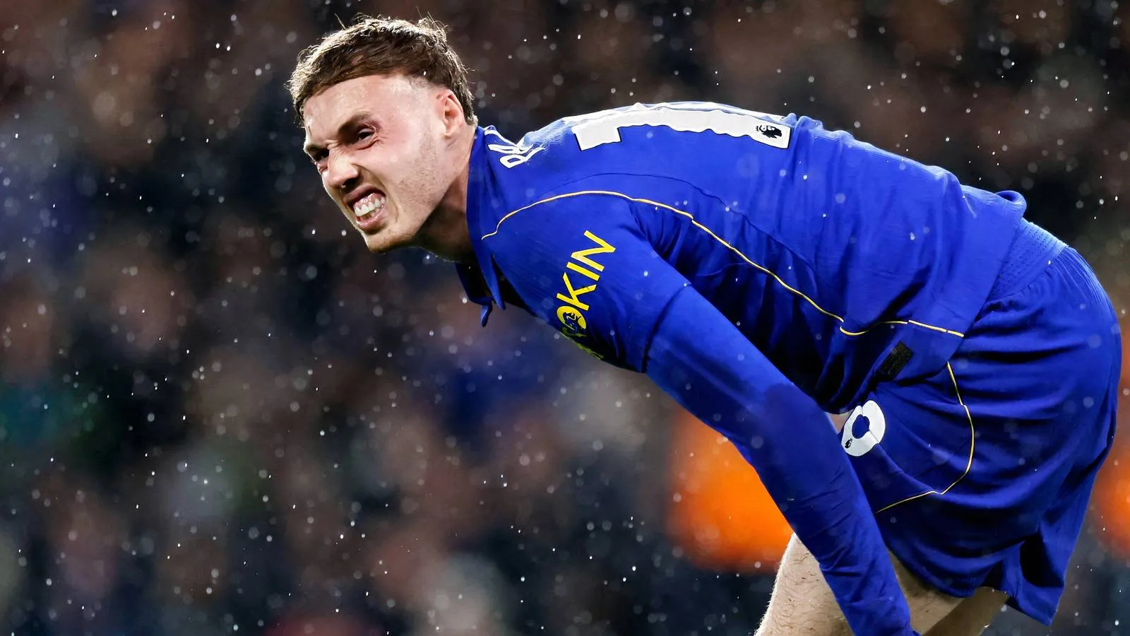 Cole Palmer Absen di Beberapa Laga Premier League Usai Kartu Merah Kontra Spurs - sumber: (givemesport)