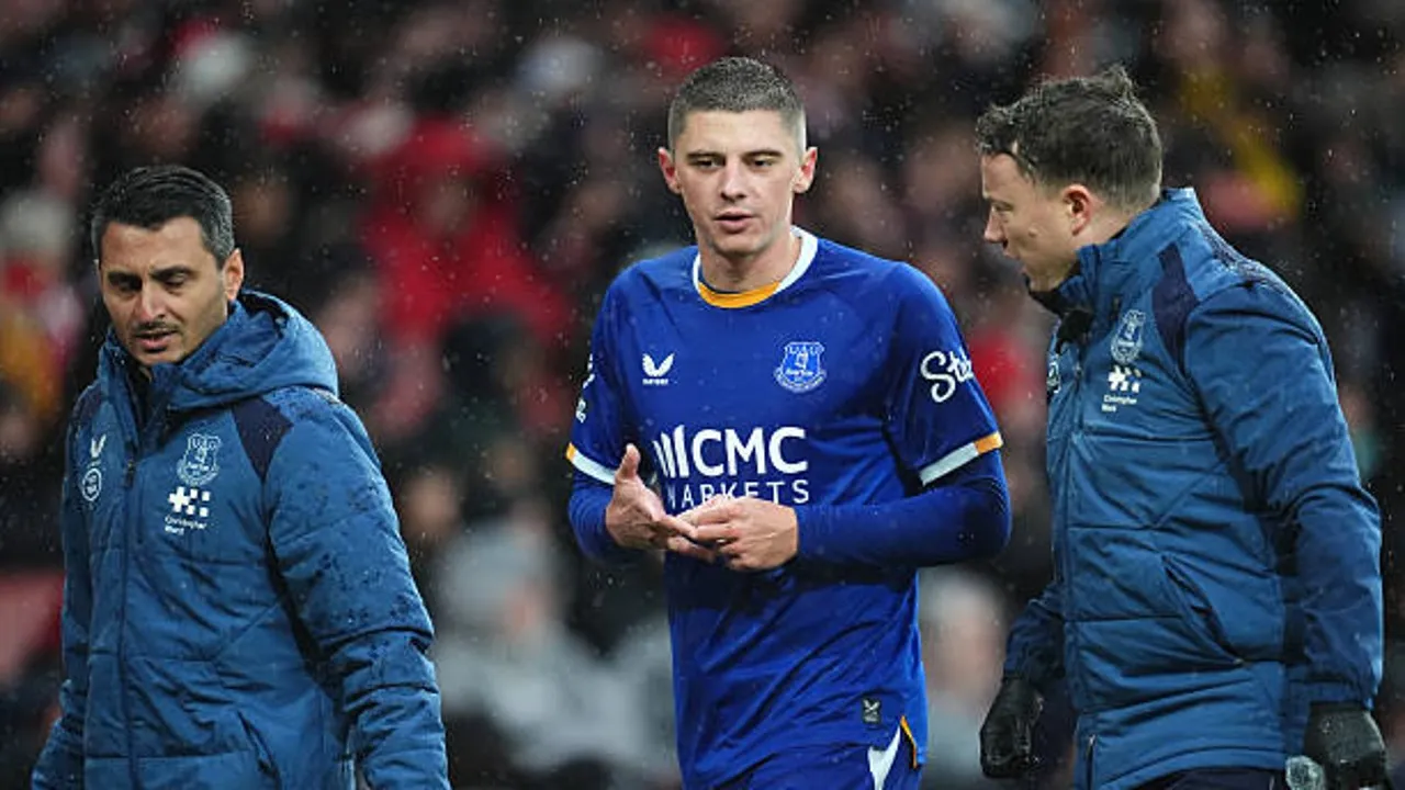 David Moyes Mengaku Belum Tahu Keparahan Cedera Vitaliy Mykolenko