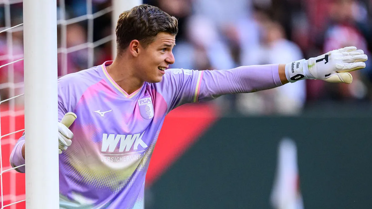 Finn Dahmen Kecewa Augsburg Gagal Menang Meski Tampil Oke