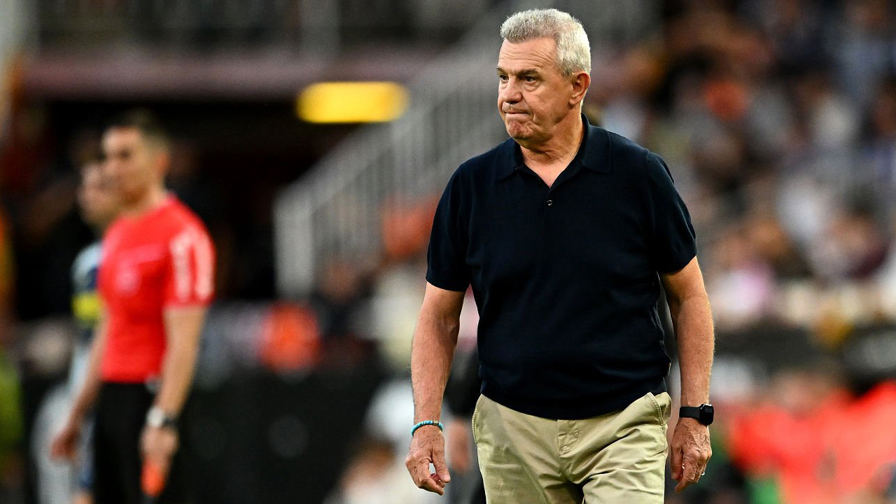 Javier Aguirre Ogah Bahas Peluang Valencia Tambah Amunisi di Bursa Januari