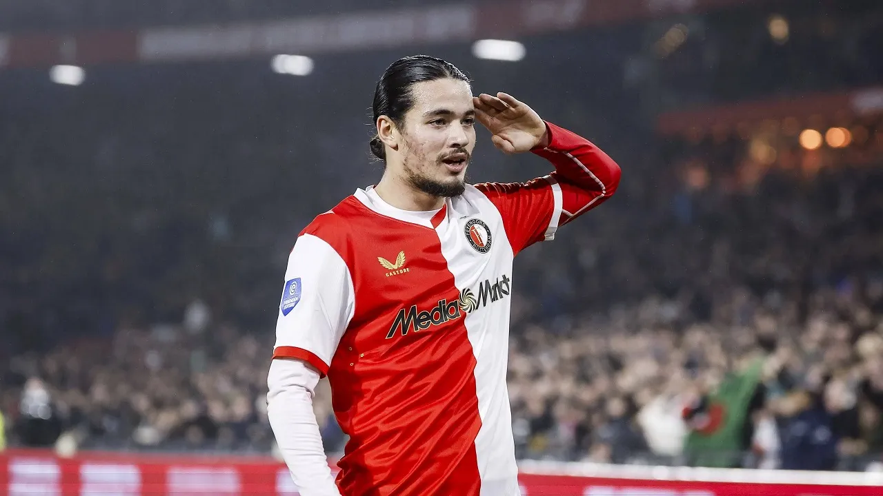 Jelang Hadapi Inter, Feyenoord Redam Ketegangan Hadj Moussa dan Steijn