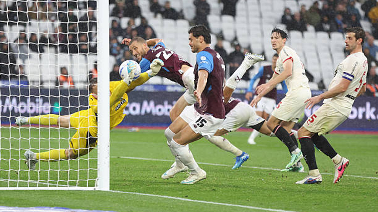 Kalah 3-2 dari Southampton, West Ham United Gagal Kuasai Puncak Klasemen