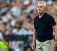 Kalah dari Villarreal, Javier Aguirre Sebut Valencia Masih Punya Banyak PR