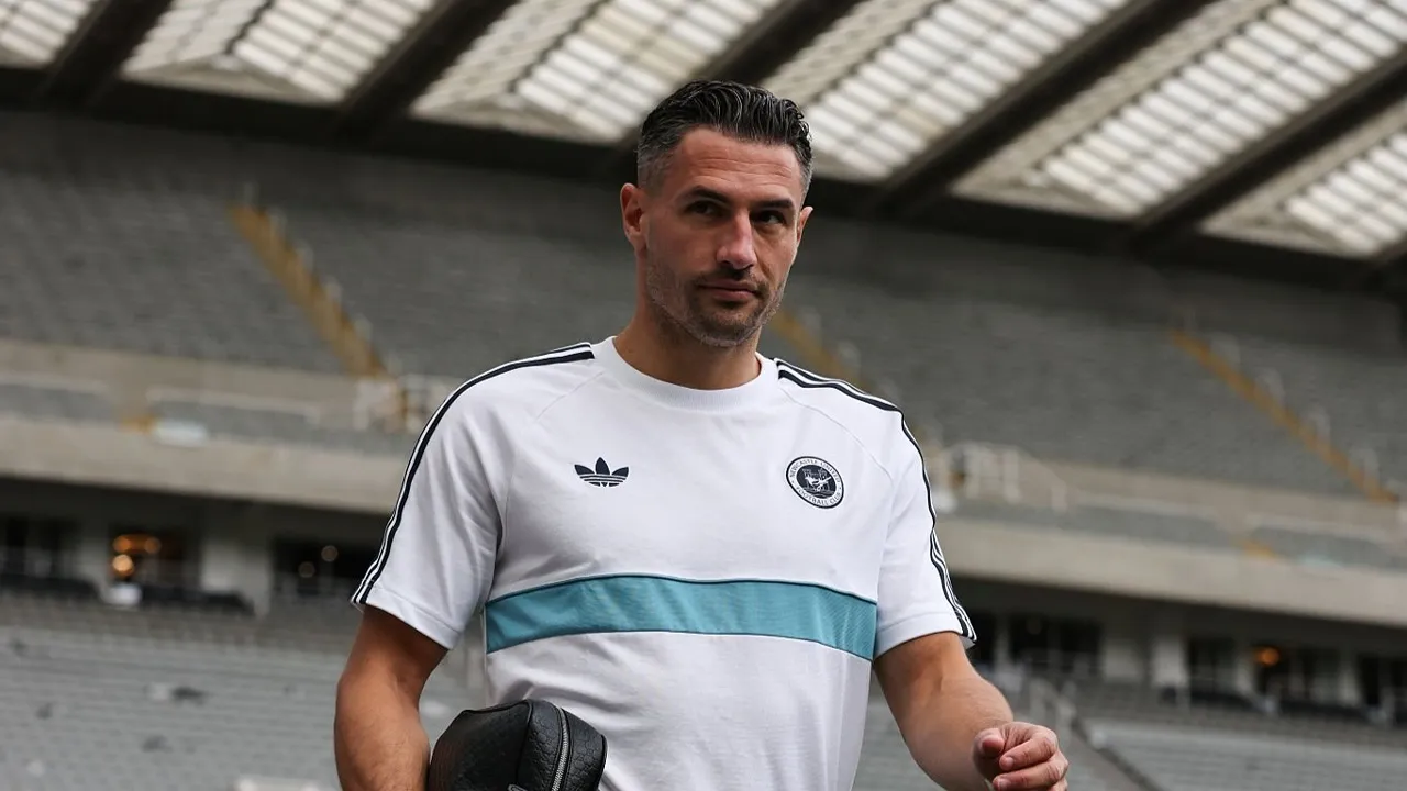 Matthias Jaissle sebut Dan Burn dan Fabian Schar tetap pegang peran penting di Newcastle United walau minim menit bermain