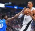 Mavericks Tanpa Flagg dan Irving, Spurs Raih Kemenangan Pertama