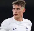 Micky van de Ven Anggap Mbappe Lebih Baik dari Raphinha