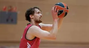 Mikael Jantunen Tidak Mau Meremehkan iLerda Lleida