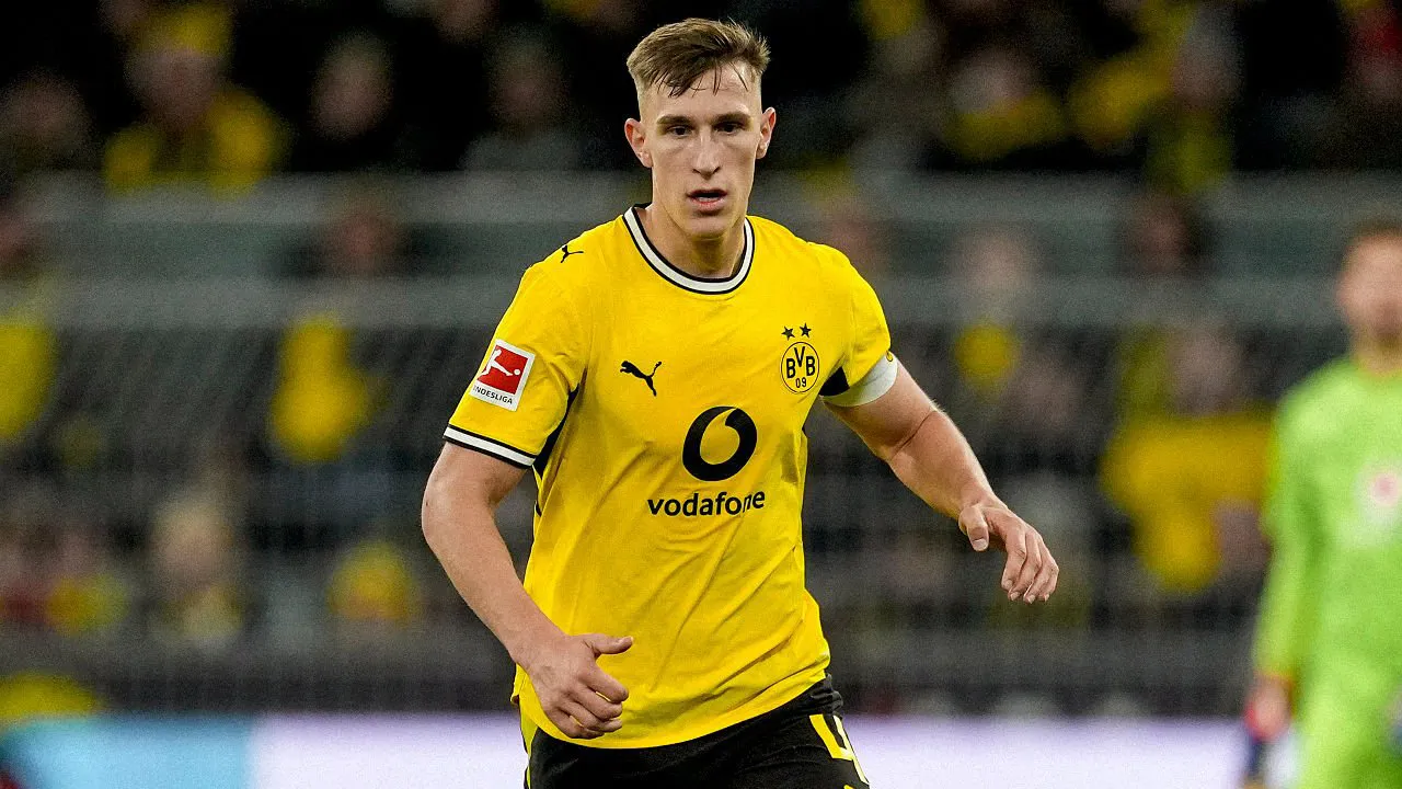 Nico Schlotterbeck Puas Dortmund Menang dan Catat Clean Sheet