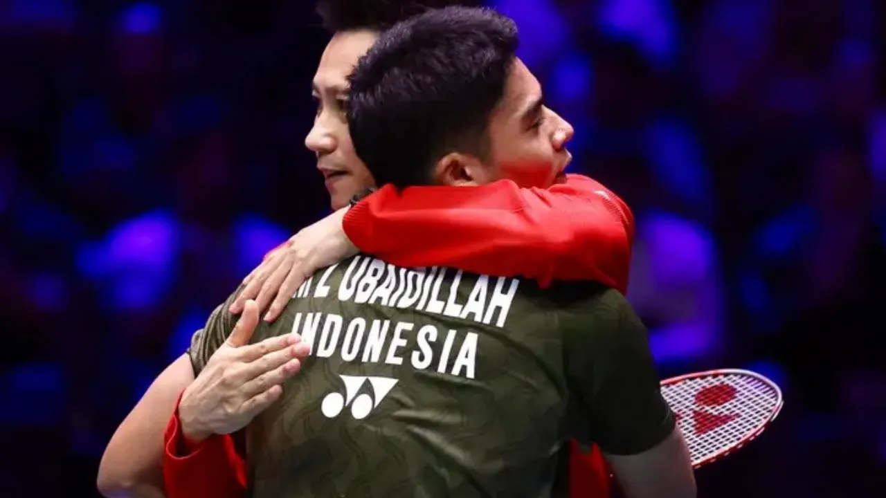 Sikat Juara Dunia, Moh Zaki Ubaidillah Melesat ke Final French Open 2026