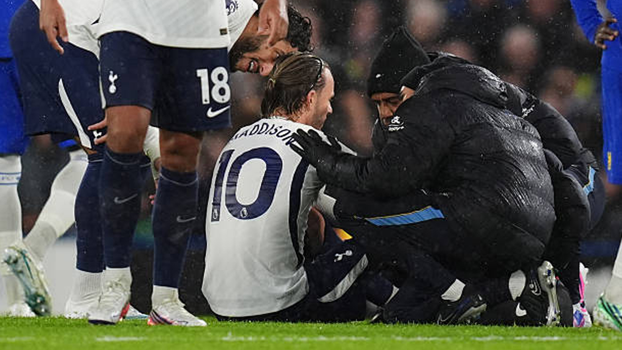 Tottenham Kalahkan Chelsea, Cedera James Maddison Jadi Catatan Negatif