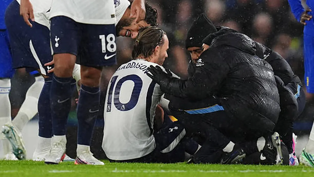Tottenham Kalahkan Chelsea, Cedera James Maddison Jadi Catatan Negatif