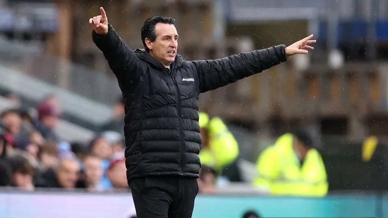Unai Emery Puas Villa Tumbangkan City, Tapi Ingatkan Tim Jangan Cepat Puas