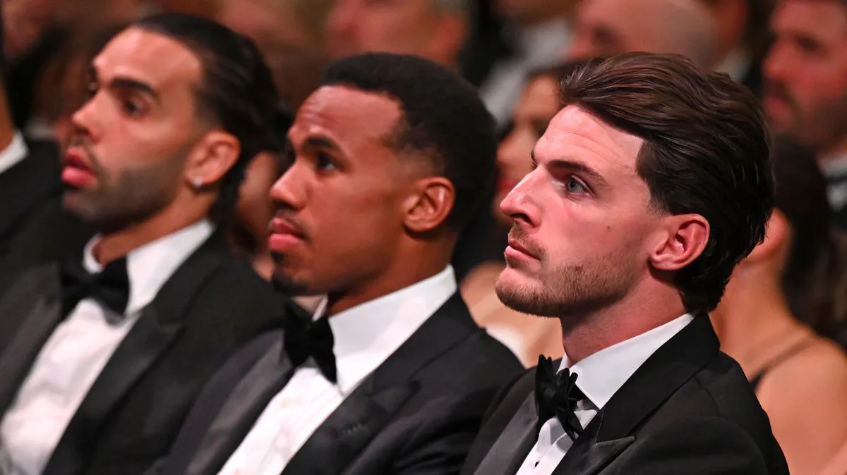 Arsenal Siapkan Jet Usai Ballon d’Or, Cedera Saka Terkuak - sumber: (footballlondon)