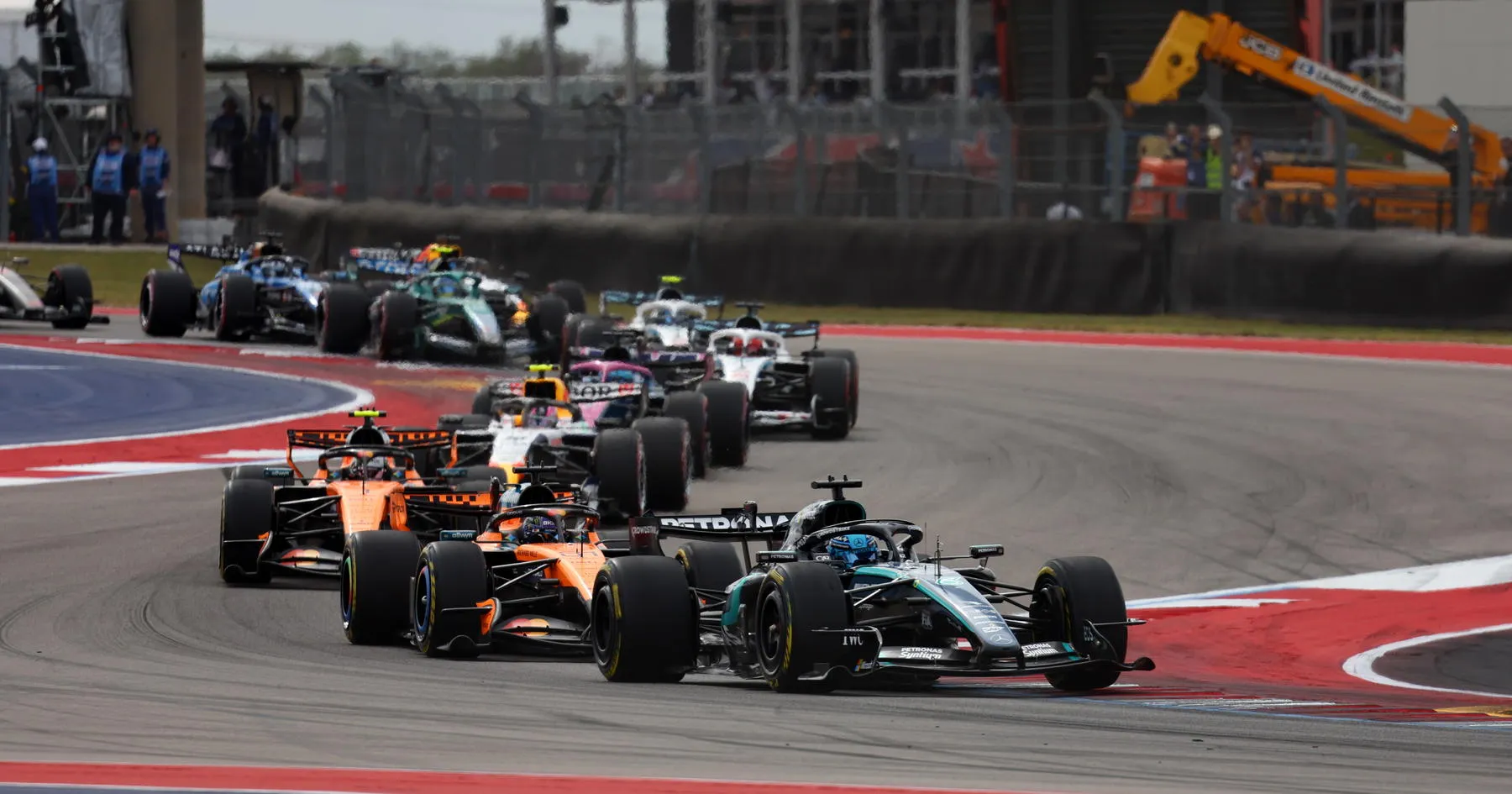 Bridgestone Siap Kembali Pasok Ban untuk Formula 1 - sumber: (racingnews365)