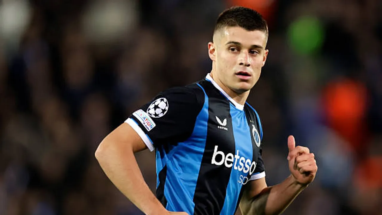 Chelsea dan Man City Pantau Striker Tajam Club Brugge, Nicolo Tresoldi