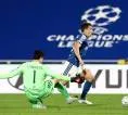 Como Perpanjang Kontrak Douvikas, Mesin Gol Andalannya