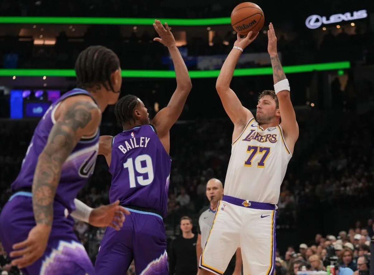 Doncic Tegaskan Kemenangan Lakers Berkat Kerja Tim - sumber: (mainbasket)