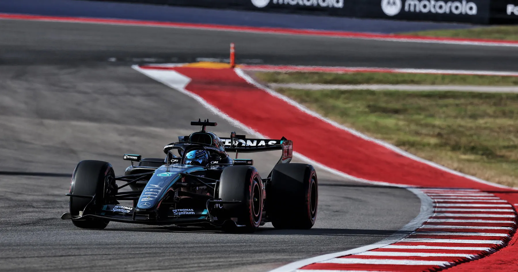 George Russell Dapat Penalti Awal di GP Amerika Serikat - sumber: (racingnews365)