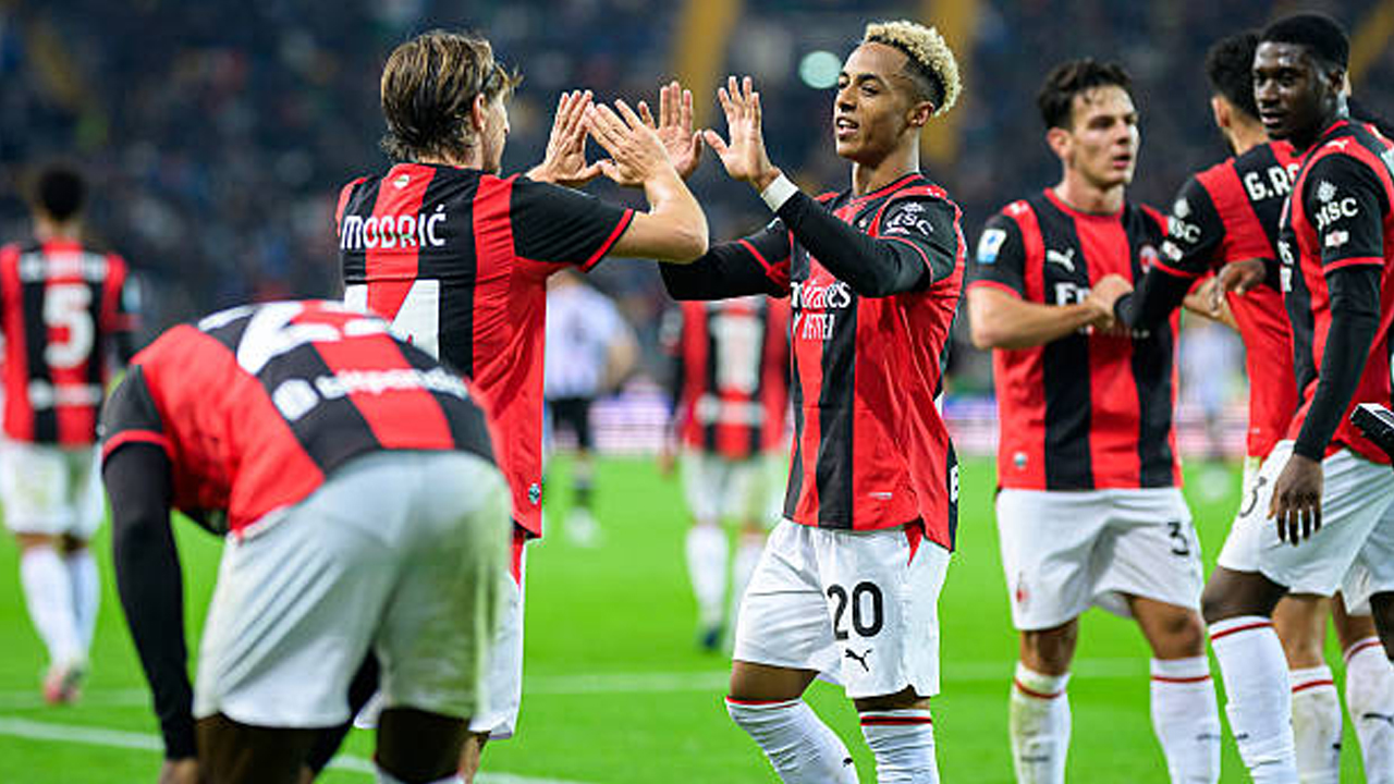 Gol Christian Pulisic dan Omari Hutchinson Bawa AC Milan Taklukkan Udinese