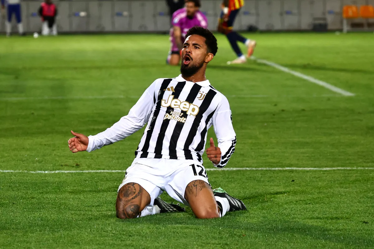 Juventus Tundukkan Lecce 2-0, Performa Gemilang Douglas Luiz - sumber: (footballitalia)