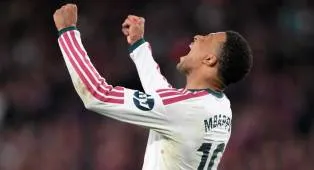 Kylian Mbappe Dipastikan Akan Menghadiri Ballon d Or