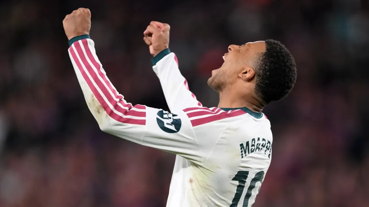 Kylian Mbappe Dipastikan Akan Menghadiri Ballon d Or