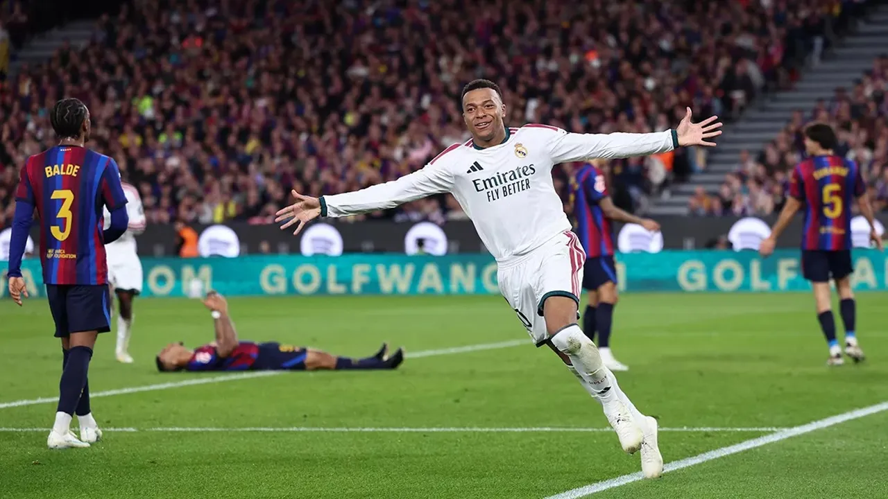 Kylian Mbappe Minta Tim Tetap Fokus Usai Bungkam Barcelona