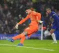 Maxence Lacroix Bela Mike Penders Usai Kekalahan Chelsea dari Tottenham