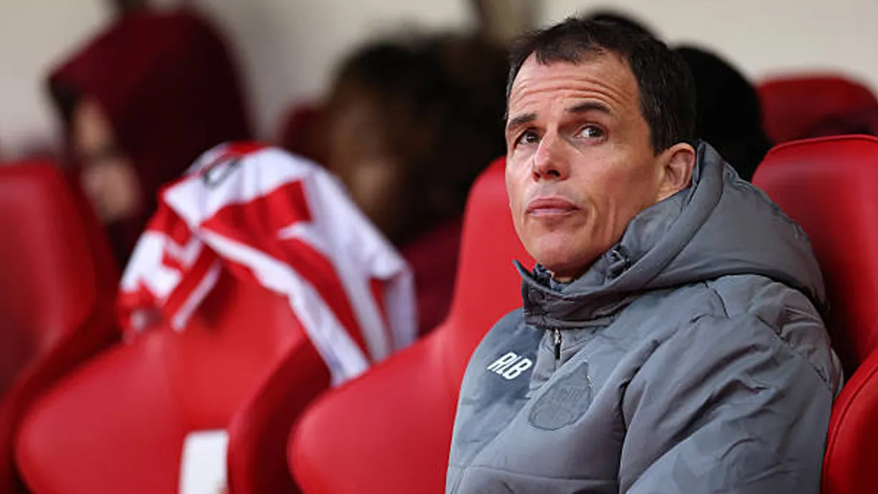 Regis Le Bris Tegaskan Sunderland Tak Panik Meski Terpuruk di Dasar Klasemen
