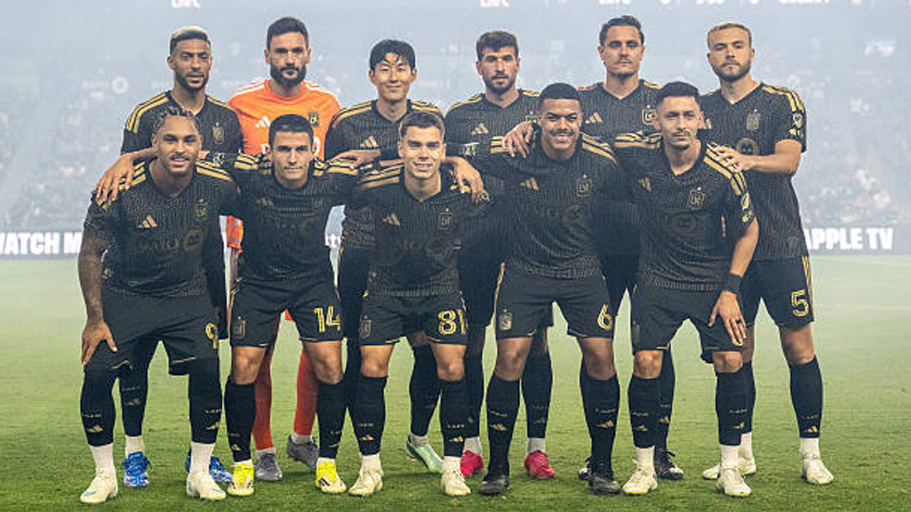 Tahan Imbang LA Galaxy, Los Angeles FC Amankan Tiket Playoff MLS