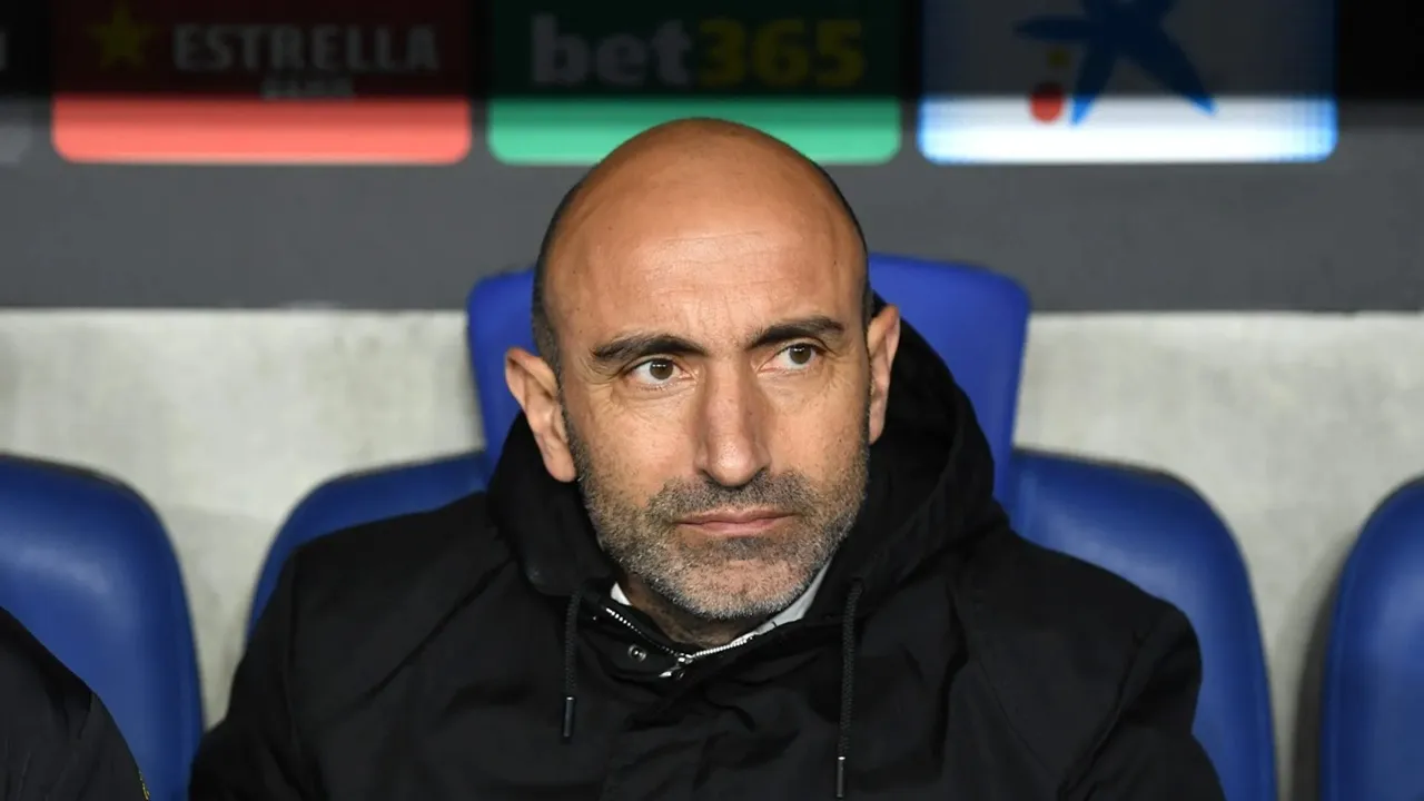 Abelardo Fernandez Puji Racikan Lini Tengah Mourinho saat Kalahkan Barca