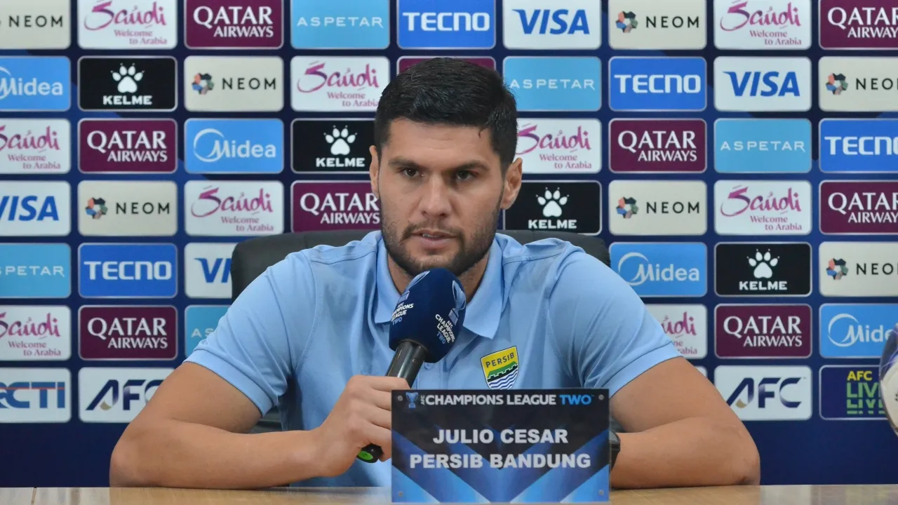 Bek Persib, Julio Cesar