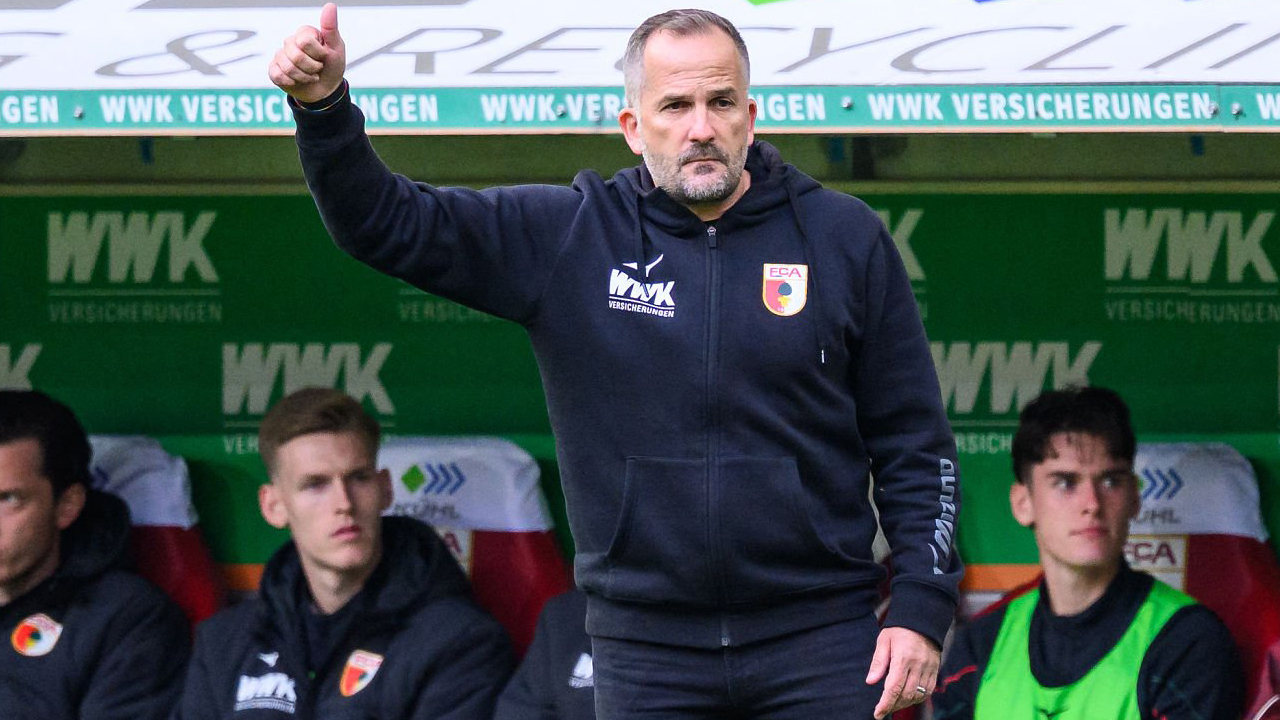Augsburg Hadapi Tim Kasta Ketiga, Manuel Baum Ogah Pandang Sebelah Mata