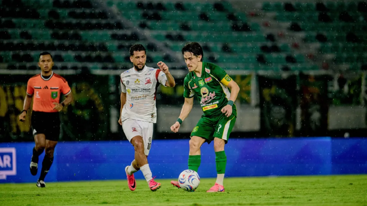 Kapten Persebaya Surabaya, Francisco Rivera asuhan Bernardo Tavares