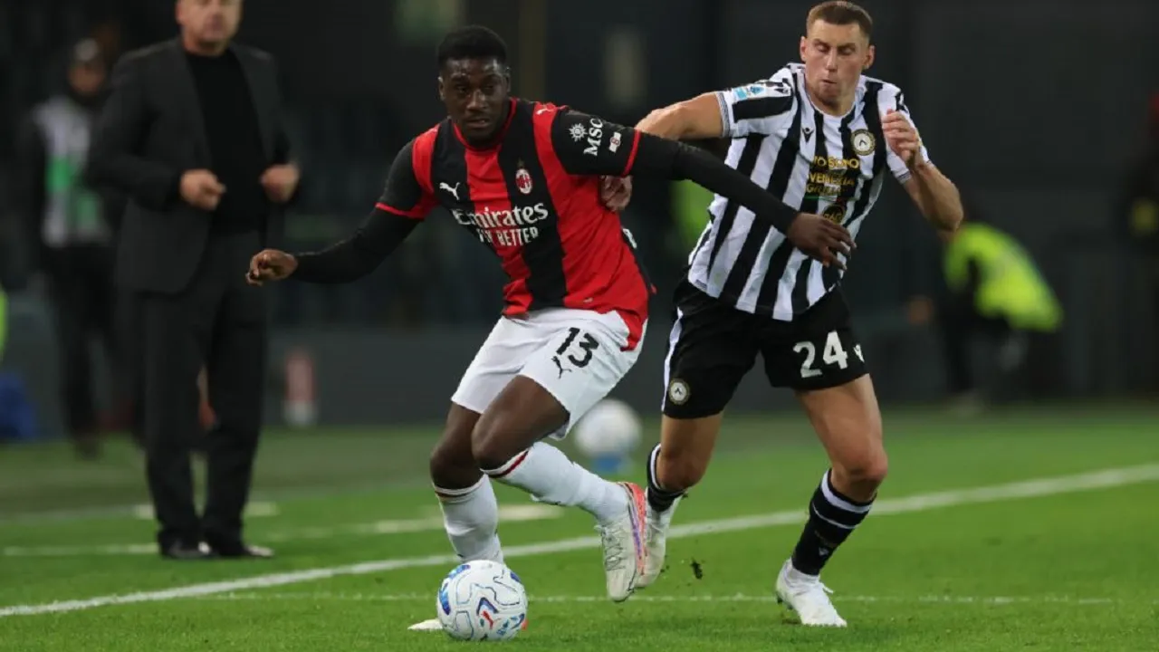 Debut Sankhoun Diawara dan Lini Belakang Milan Dinilai Solid