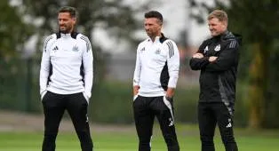 Eddie Howe Ingin Reuni dengan Jason Tindall dan Stephen Purches di Manchester United